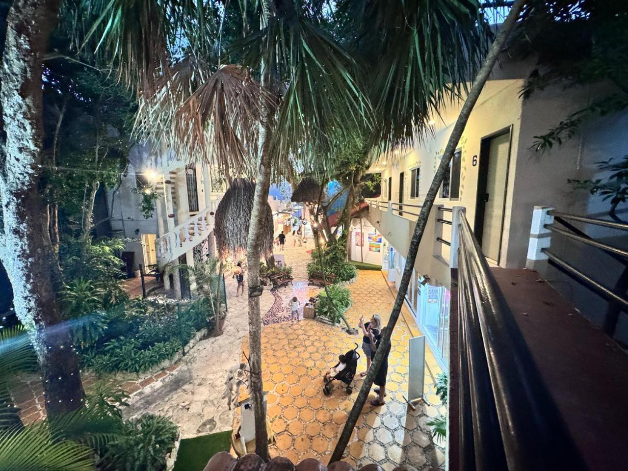 Hotel Ha Garden Gallery - 5Th Avenue Playa del Carmen Exteriör bild